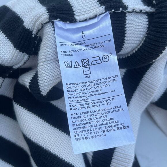 Banana Republic Women's Striped Sweater in Large Minimalist grunge - Picture 6 of 8